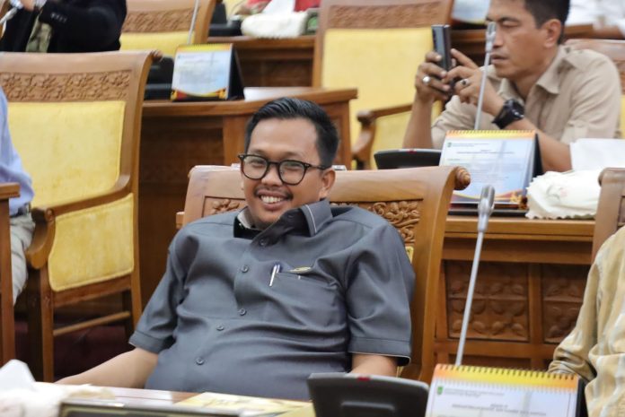 Sekretaris Komisi I DPRD Batam, Anwar Anas. Foto ; doc