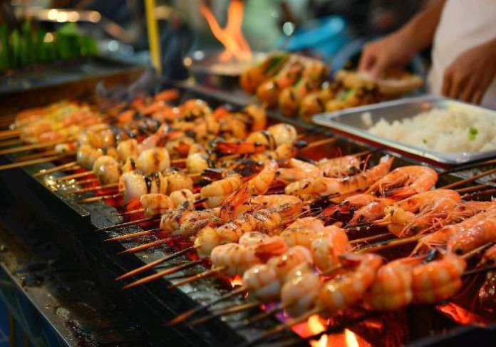 Menu udang bakar di HARRIS Batam Center. Foto : ist