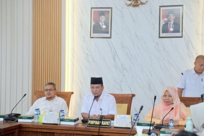 Rapat dipimpin langsung Ketua Pansus Muhammad Rudi, ST. Foto ist
