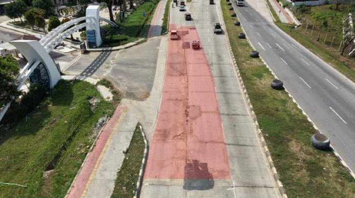 Jalan Gajah Mada tengah dilakukan perbaiki jalan oleh BP Batam. Foto : ist