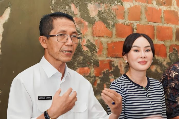 Kepala BP Batam Amsakar Achmad dan Wakil Kepala BP Batam Li Claudia Chandra. Foto : ist