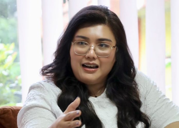 Anggota/Deputi Bidang Pelayanan Umum BP Batam, Ariastuty Sirait. Foto : ist